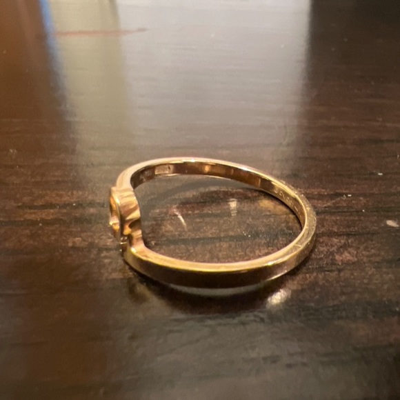 Gucci 18K Rose Gold Ring - Picture 2 of 4